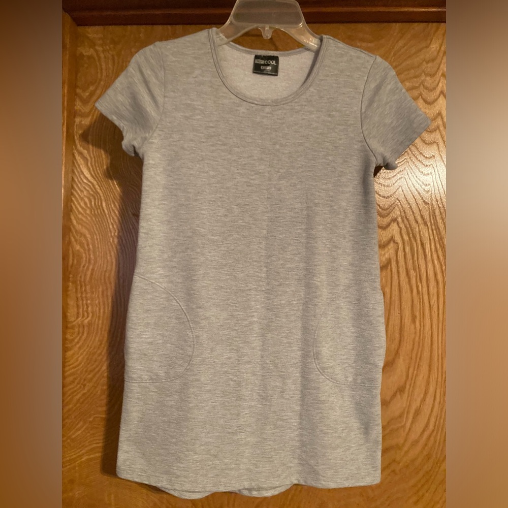 32. Cool girls, soft gray dress.